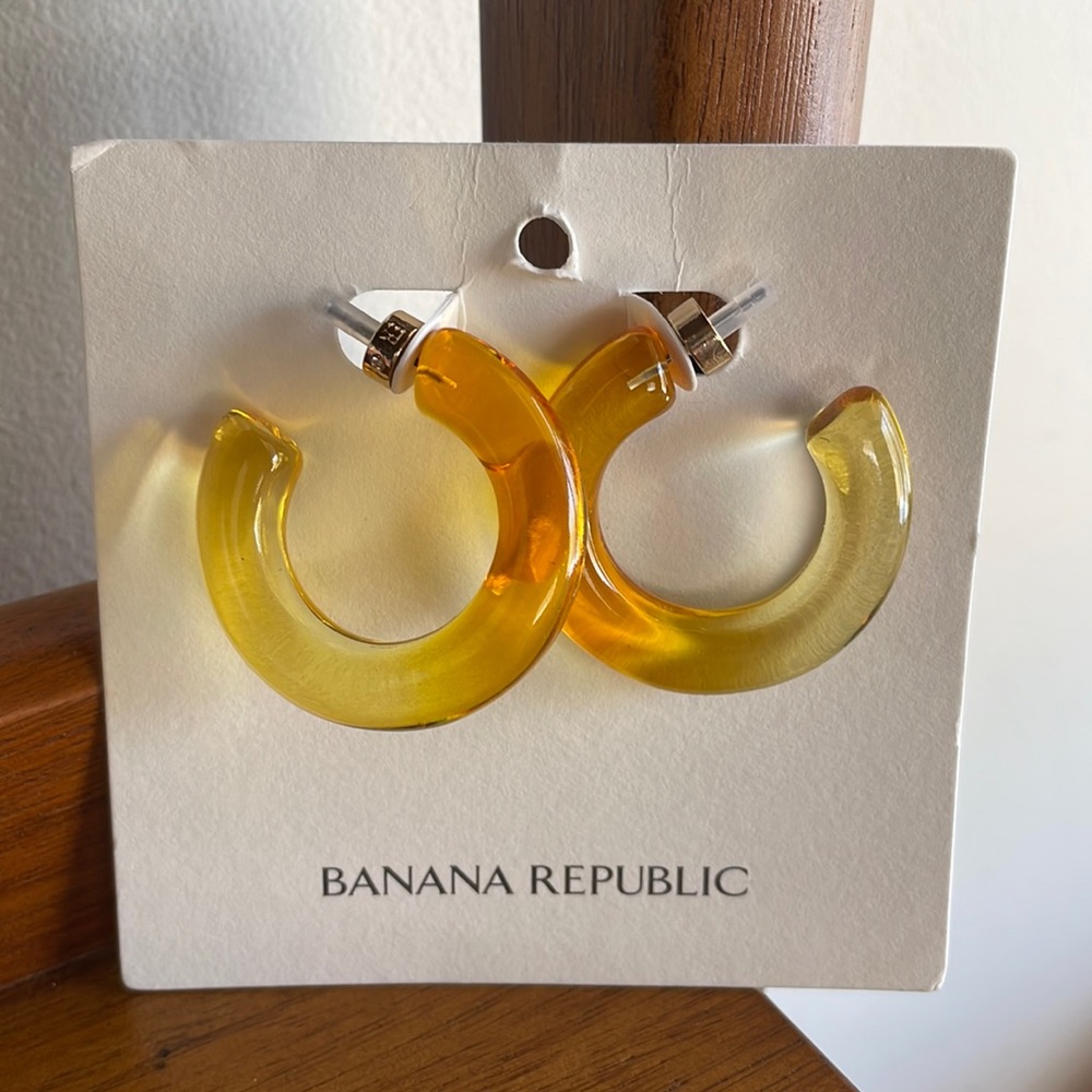NWT Banana Republic Earrings